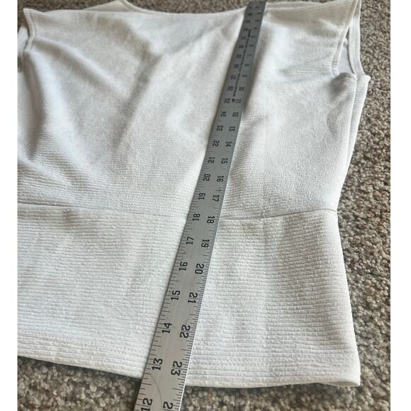 Ann Taylor Factory White Blouse, Medium Petite, Sleeveless, Banded Waist, Office - Picture 8 of 8